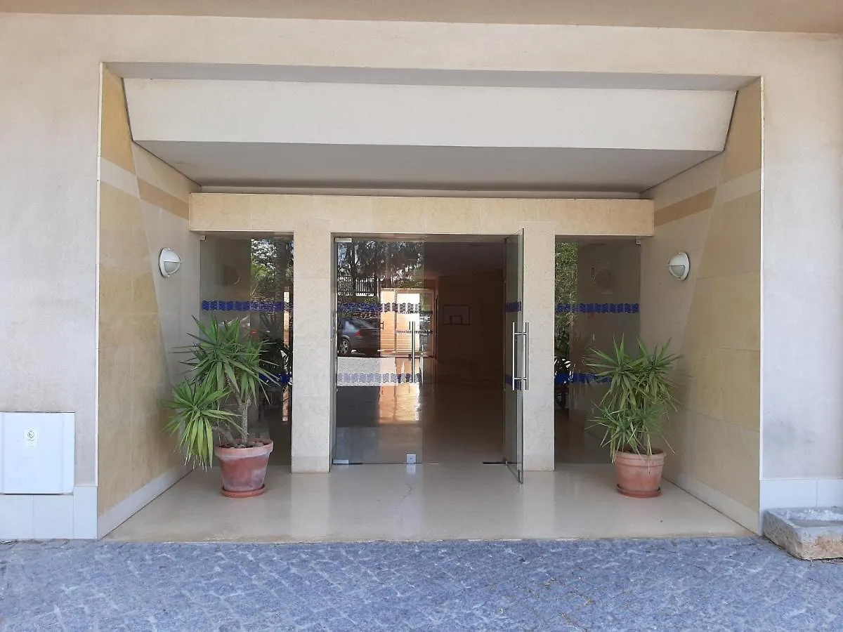 Front Beach Apartment - Quinta Da Barracuda Albufeira 0*,  Portugal
