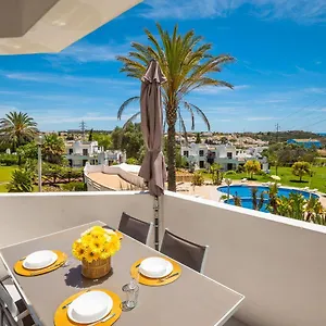  Apartment Happy House In Clube